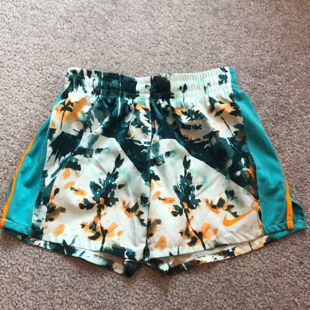 Kids Nike Patterned Shorts